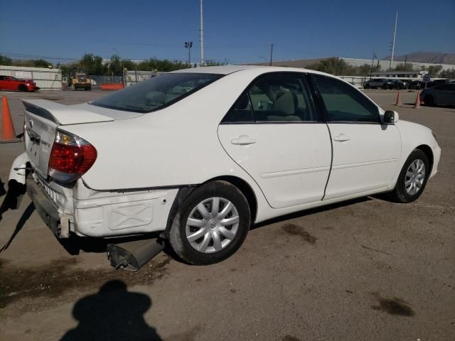 2005 Toyota Camry LE