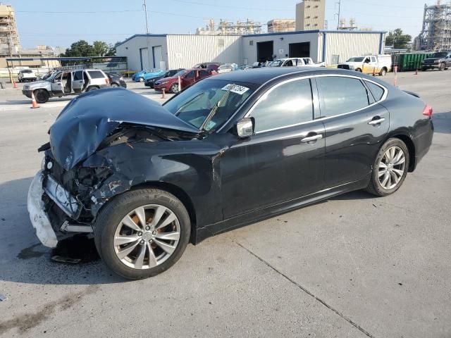 2013 Infiniti M37