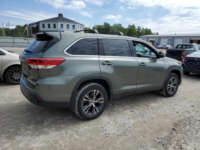 2019 Toyota Highlander LE