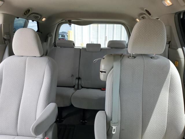 2012 Toyota Sienna LE