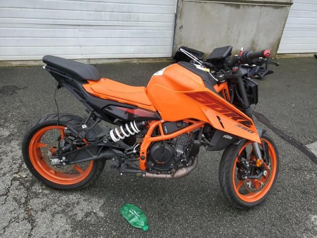 2024 KTM 390 Duke