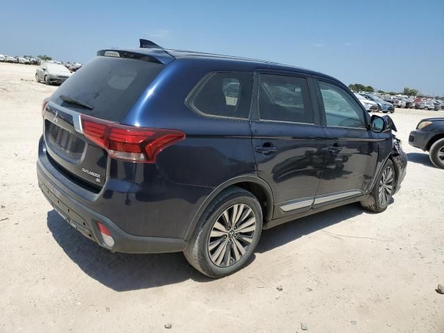 2019 Mitsubishi Outlander SE