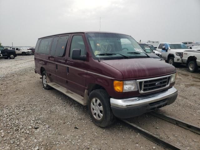 2004 Ford Econoline E350 Super Duty Wagon