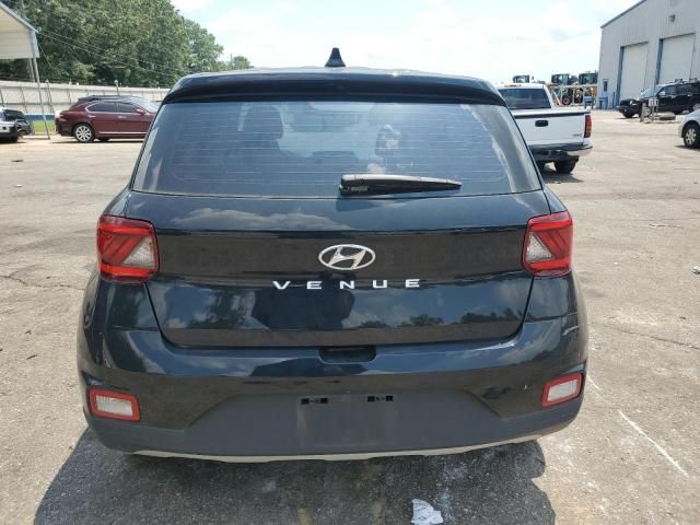 2022 Hyundai Venue SE