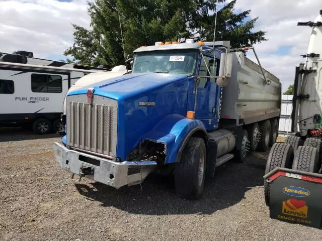 2019 Kenworth Construction T800