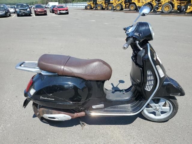 2005 Vespa Granturismo 200