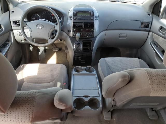 2010 Toyota Sienna CE