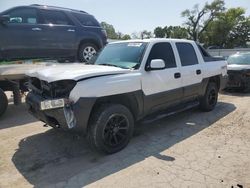 Salvage cars for sale at Wichita, KS auction: 2002 Chevrolet Avalanche K1500