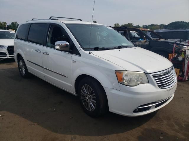 2014 Chrysler Town & Country Touring L