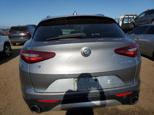 2018 Alfa Romeo Stelvio TI