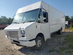 Salvage trucks for sale at Kansas City, KS auction: 2015 Freightliner Chassis M Line WALK-IN Van