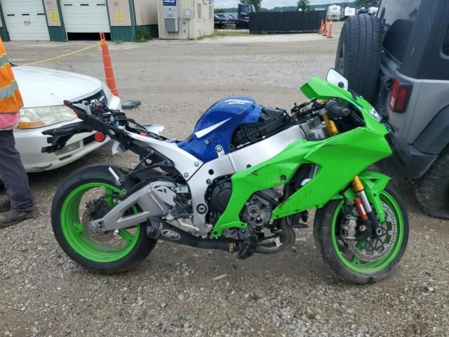 2024 Kawasaki ZX1002 L