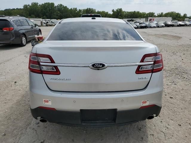 2017 Ford Taurus SEL