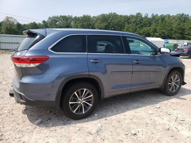 2018 Toyota Highlander SE