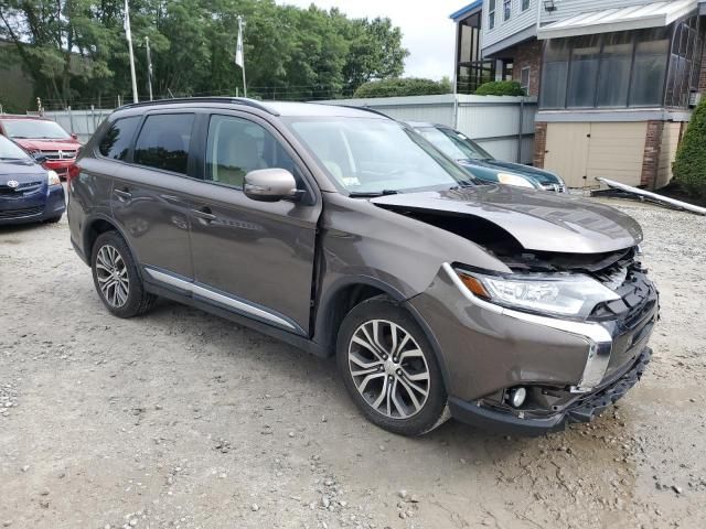 2016 Mitsubishi Outlander SE