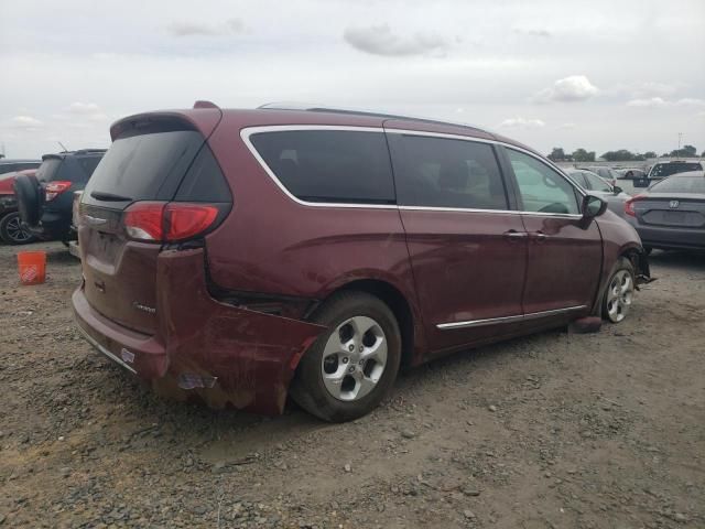 2018 Chrysler Pacifica Hybrid Touring L