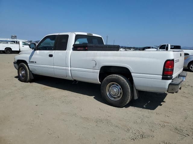 2000 Dodge RAM 2500