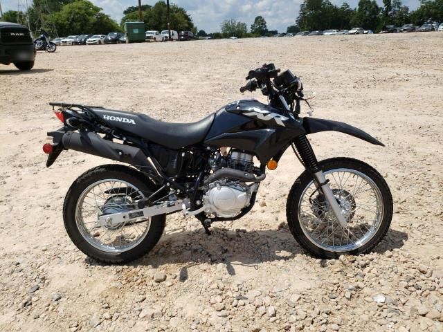 2023 Honda XR150L E