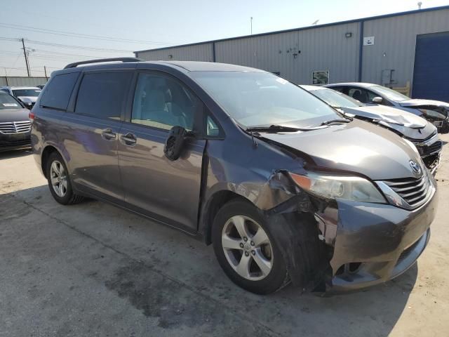 2012 Toyota Sienna LE