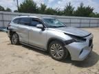 2022 Toyota Highlander Platinum