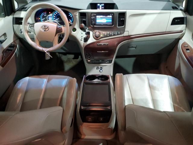 2012 Toyota Sienna XLE