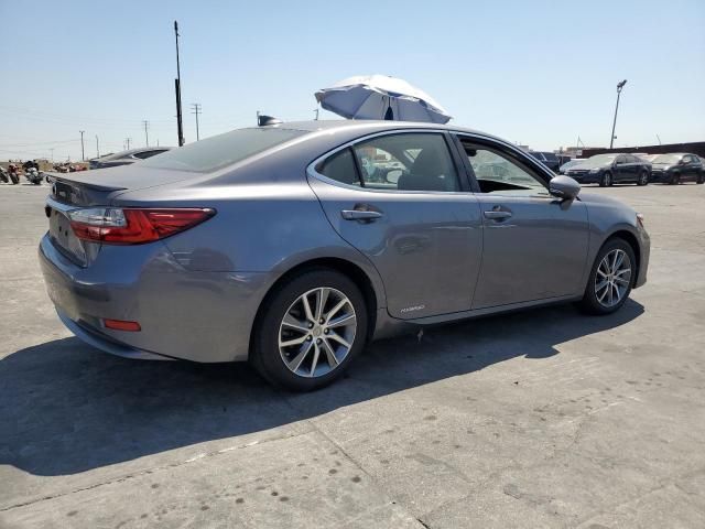 2016 Lexus ES 300H