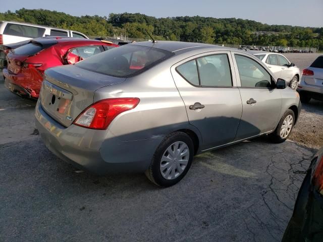 2013 Nissan Versa S