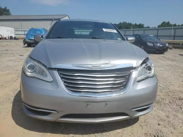 2013 Chrysler 200 LX