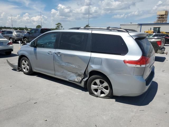 2011 Toyota Sienna LE