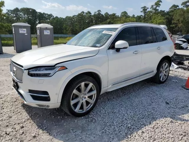 2017 Volvo XC90 T6