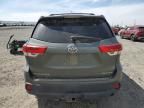 2017 Toyota Highlander SE