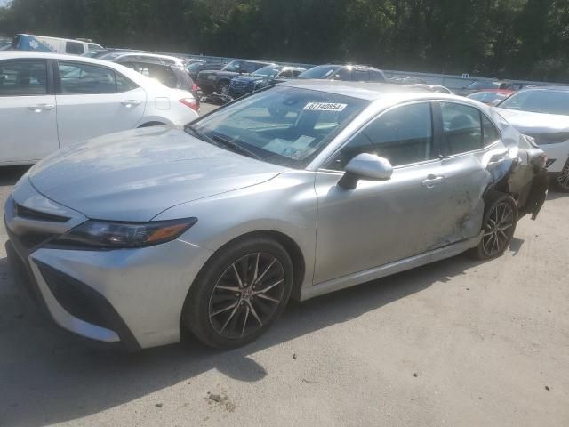 2021 Toyota Camry SE