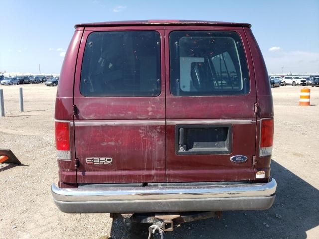 2004 Ford Econoline E350 Super Duty Wagon