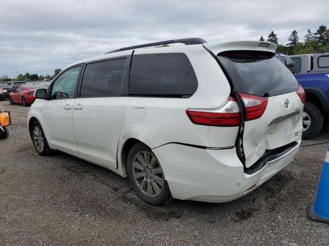 2016 Toyota Sienna XLE