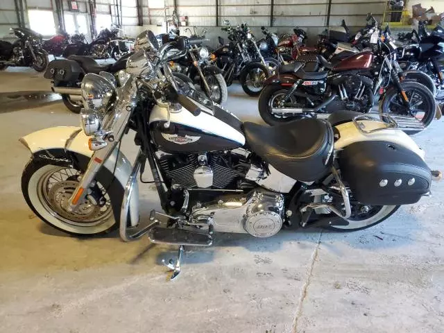 2012 Harley-Davidson Flstn Softail Deluxe