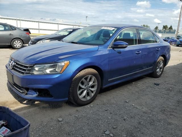 2016 Volkswagen Passat S