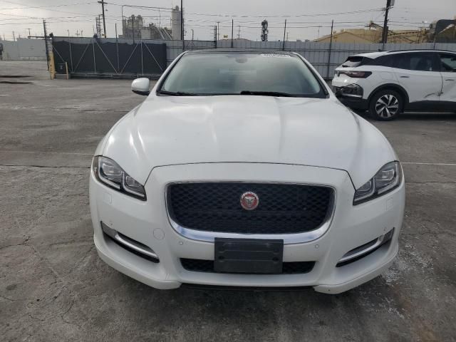 2016 Jaguar XJ