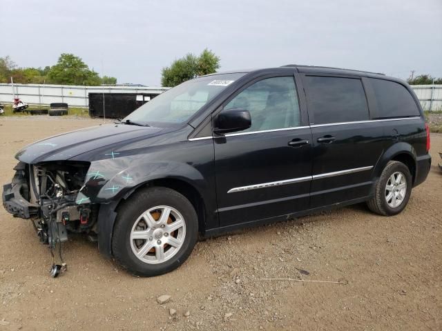 2013 Chrysler Town & Country Touring