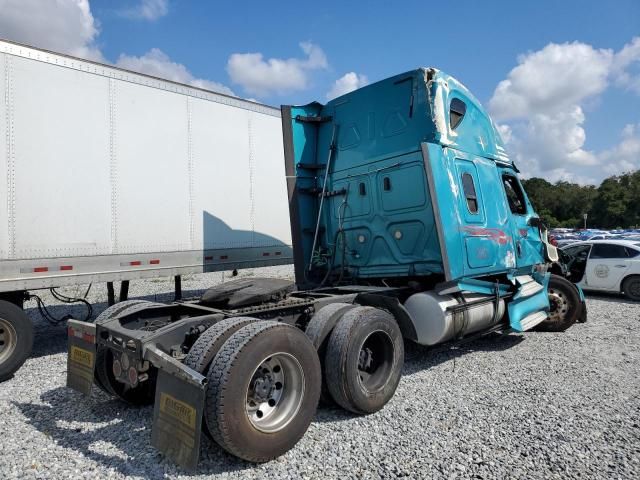 2021 Freightliner Cascadia 126