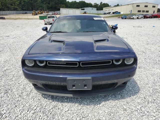 2015 Dodge Challenger SXT