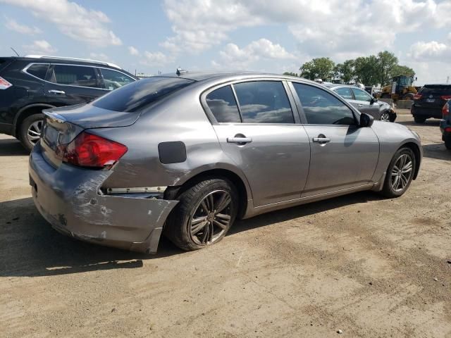 2015 Infiniti Q40