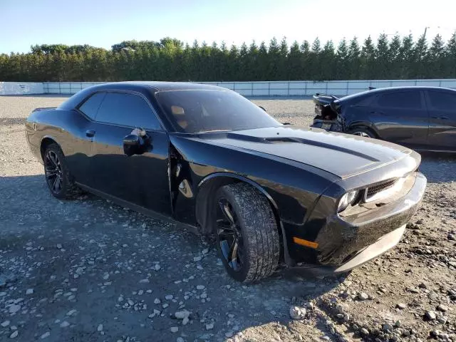 2012 Dodge Challenger SXT