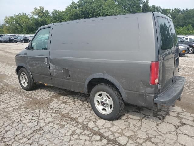 2004 GMC Safari XT