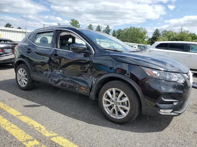 2022 Nissan Rogue Sport SV