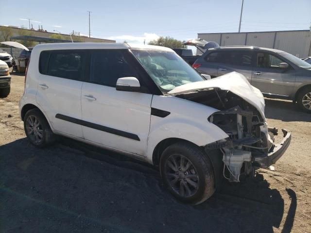 2013 KIA Soul +