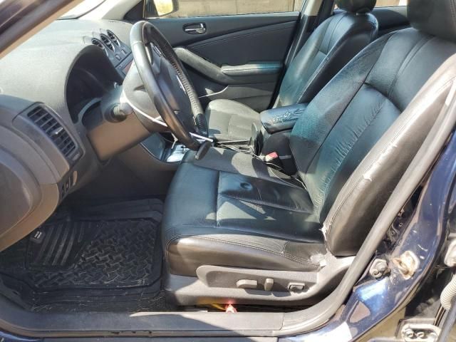 2010 Nissan Altima Base