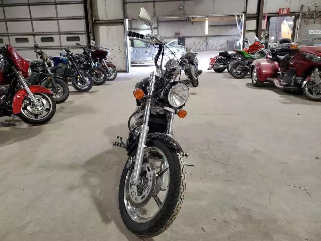 2004 Honda VT1100 C