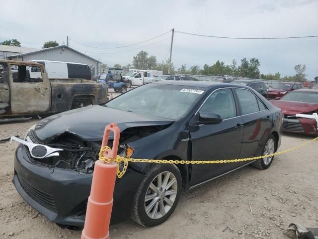 2014 Toyota Camry Hybrid