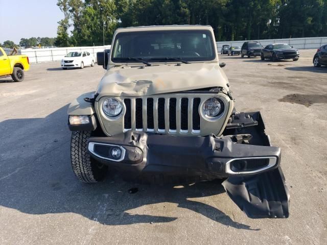 2022 Jeep Gladiator Overland