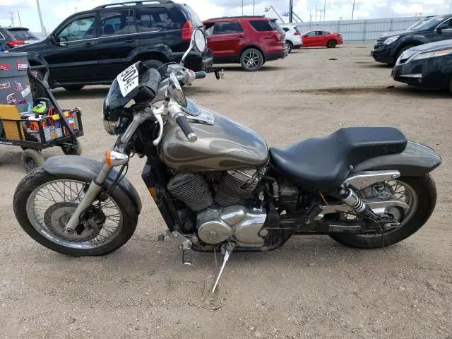 2006 Honda VT750 CDA